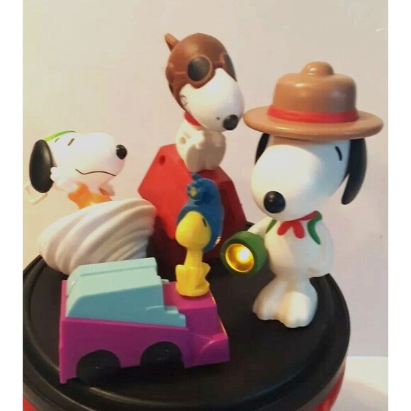 Snoopy Tweety Bird McDonald's 2018 2016  Happy Meal Toy Peanuts Lot of 4 - Picture 1 of 12